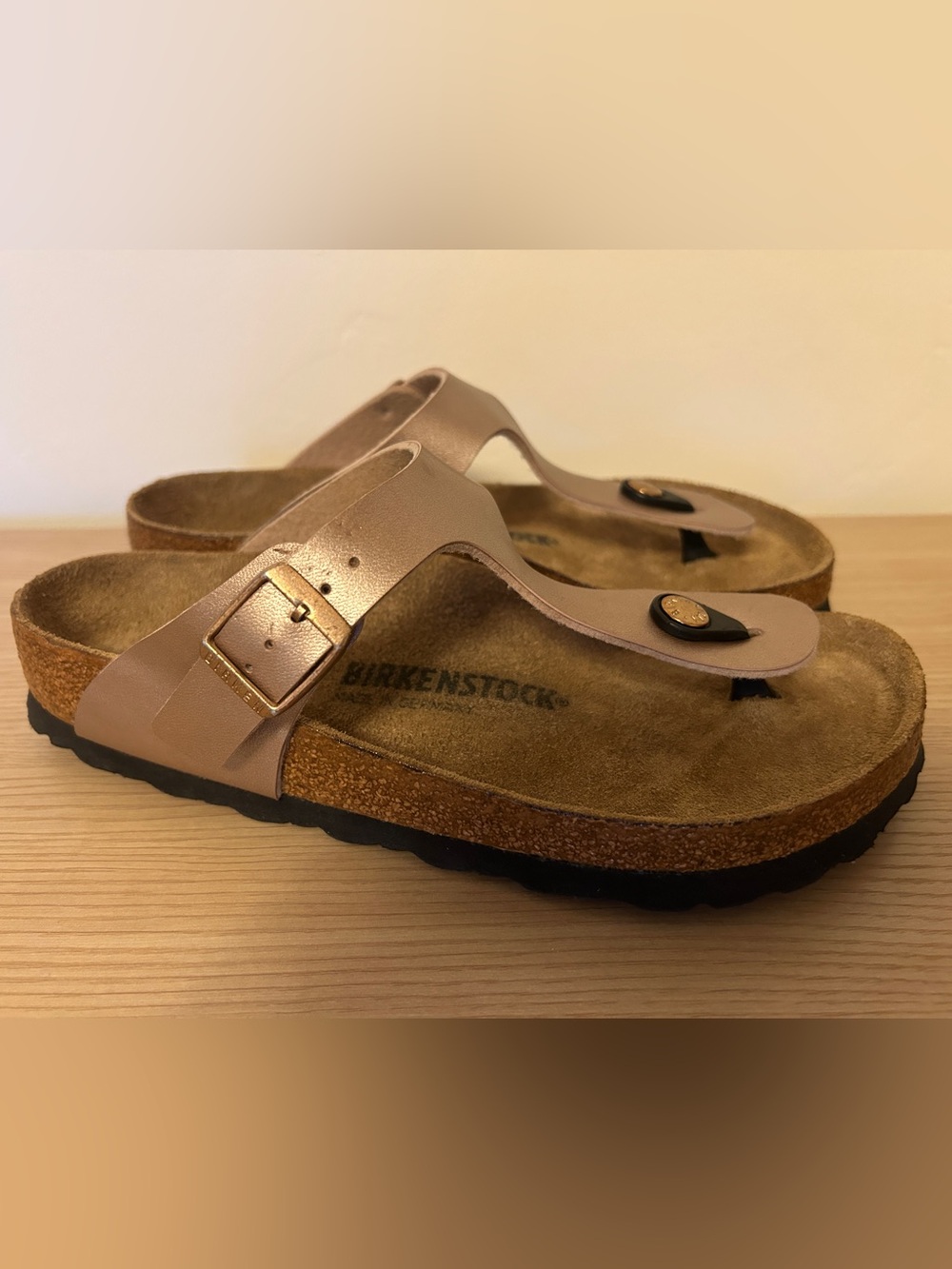 Birkenstock Gizeh Thong Sandals Gold Size 37 Regular Width